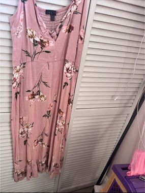 Dusty Rose Floral V-Neck Sleeveless Maxi Dress